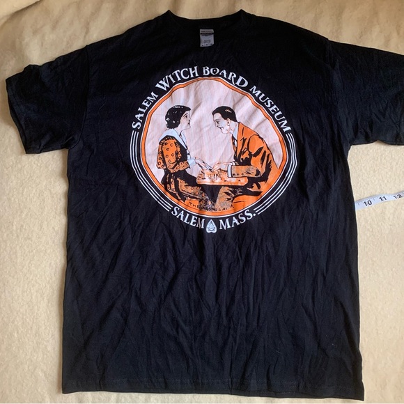 Salem Witch Board Museum tee, medium - Picture 1 of 5